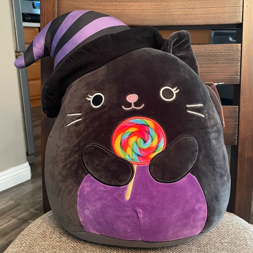 2022 Halloween Authentic Squishmallow Black Cat Witch